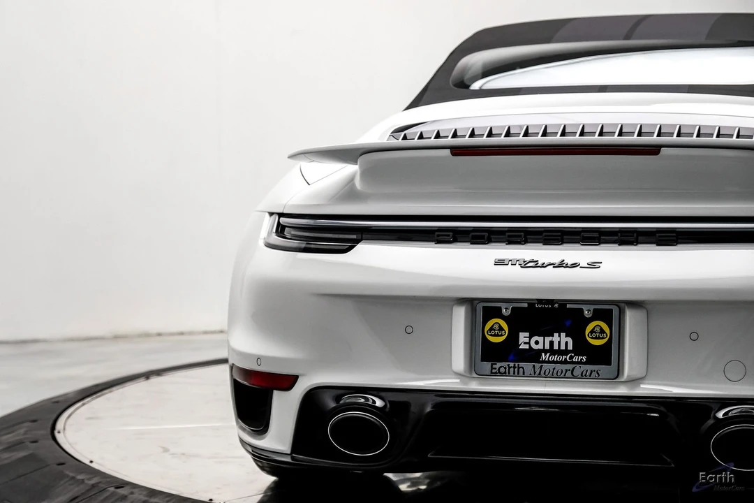 2024 Porsche 992 Turbo S - Image 17 of 31