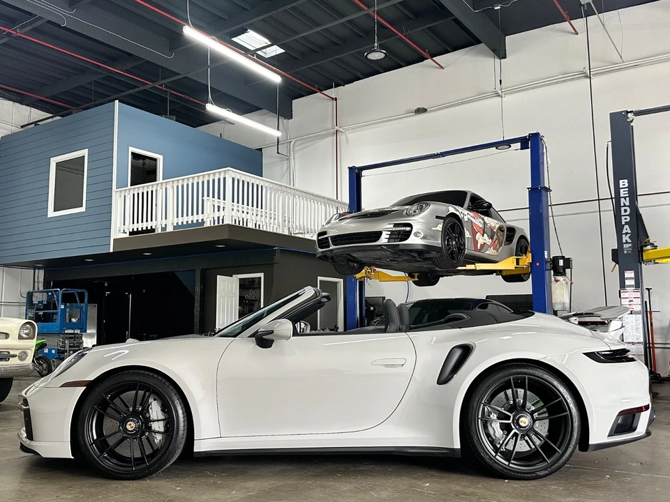 2024 Porsche 992 Turbo S - Image 16 of 31