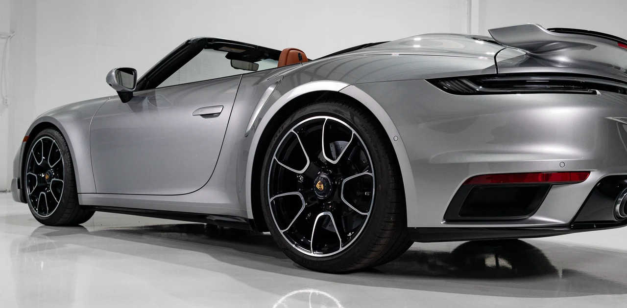 2024 Porsche 992 Turbo S - Image 29 of 31