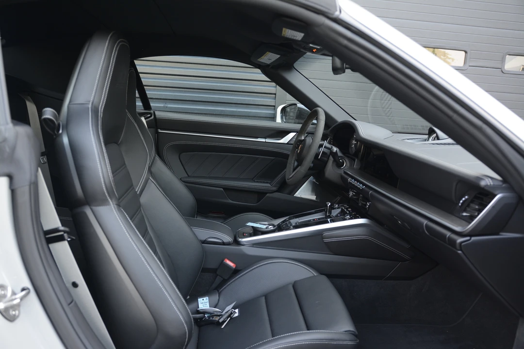 2024 Porsche 992 Turbo S - Image 19 of 27