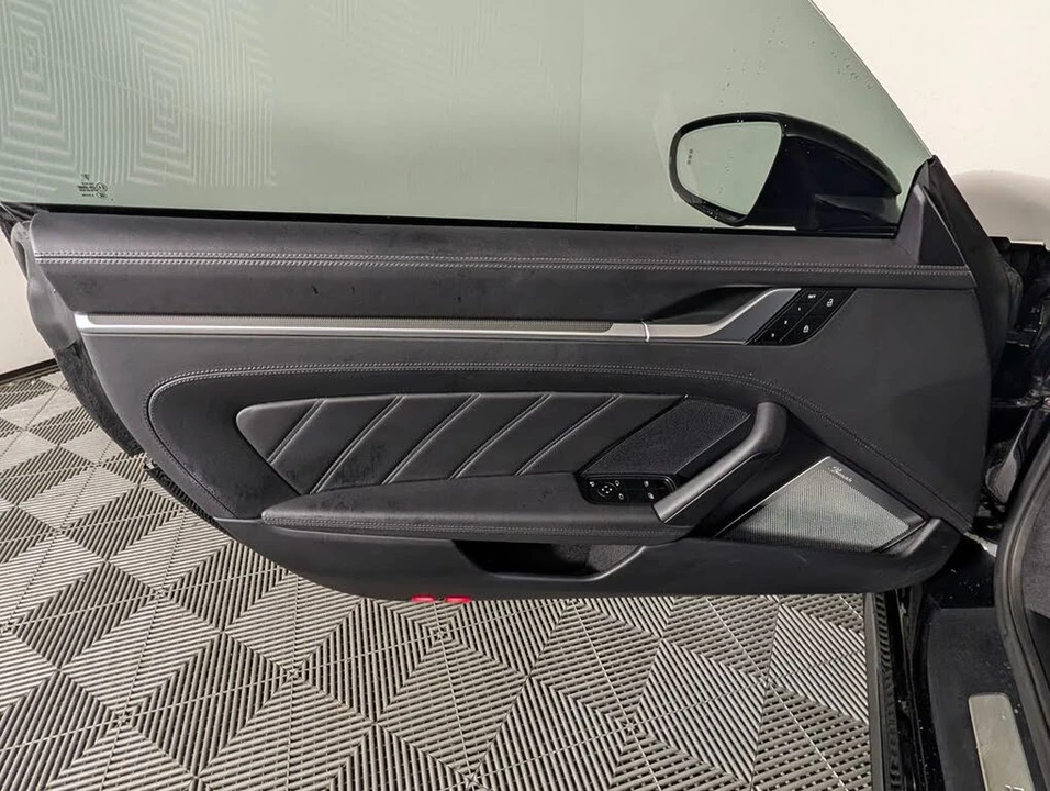 2024 Porsche 992 Turbo S - Image 24 of 31