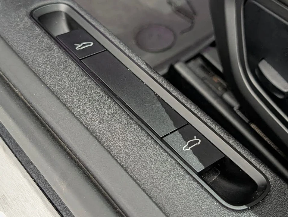 2024 Porsche 992 Turbo S - Image 28 of 31