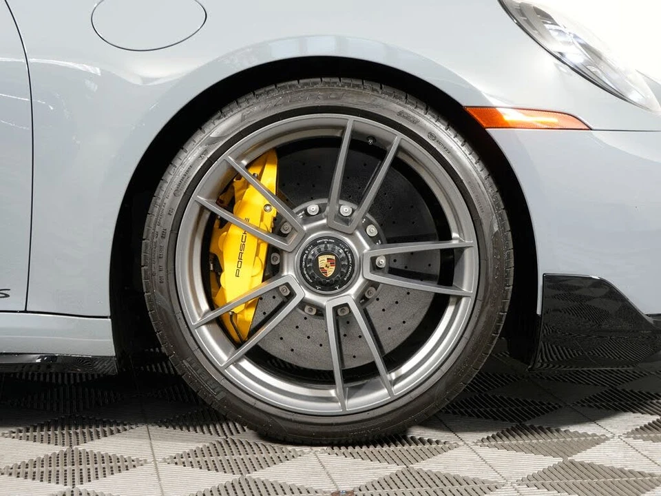 2024 Porsche 992 Turbo S - Image 20 of 31