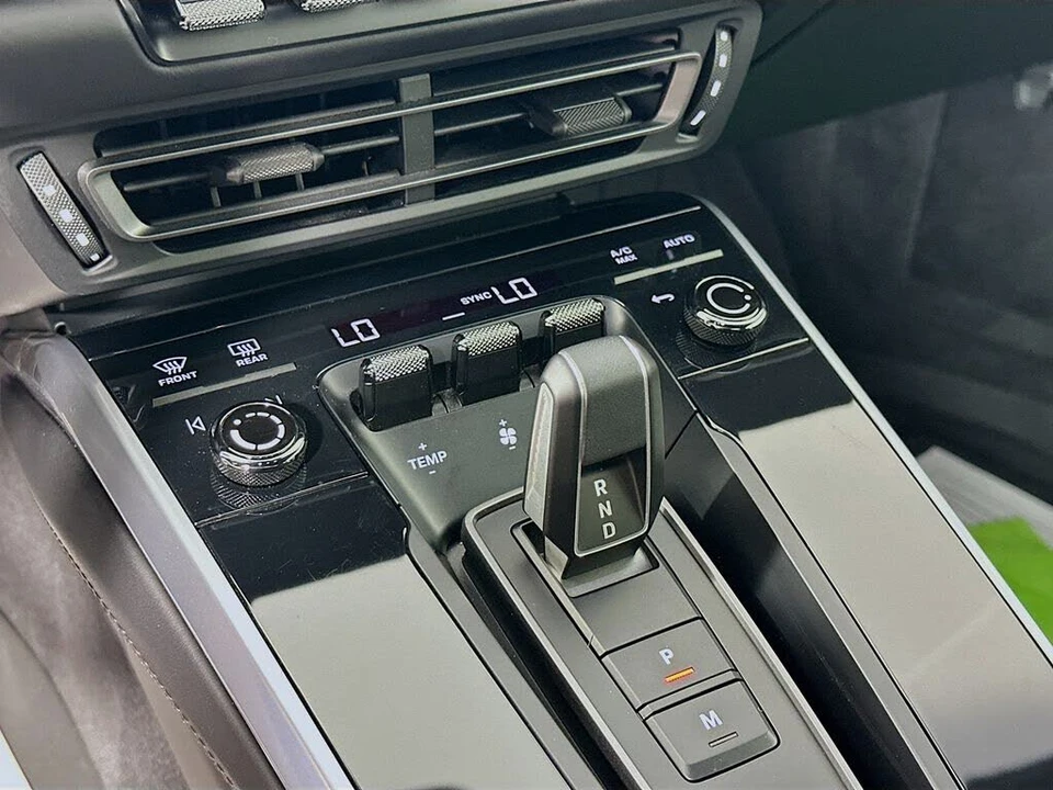 2024 Porsche 992 Turbo S - Image 13 of 19