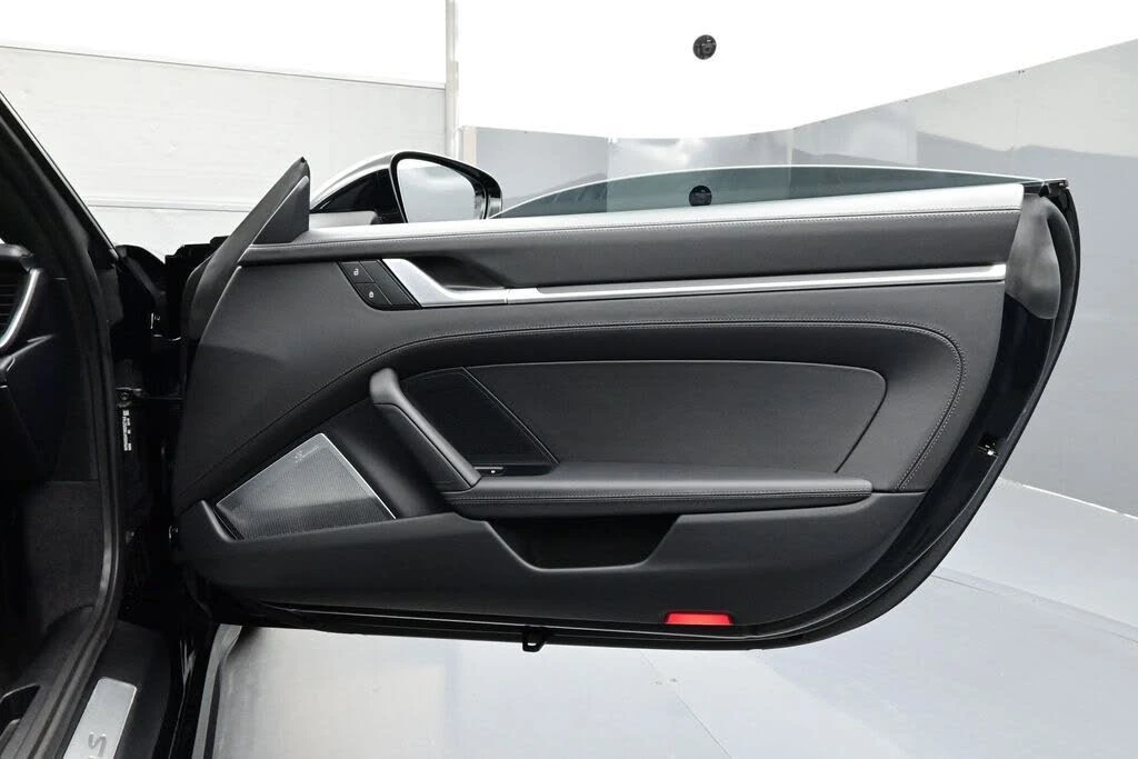 2024 Porsche 992 Turbo S - Image 17 of 31