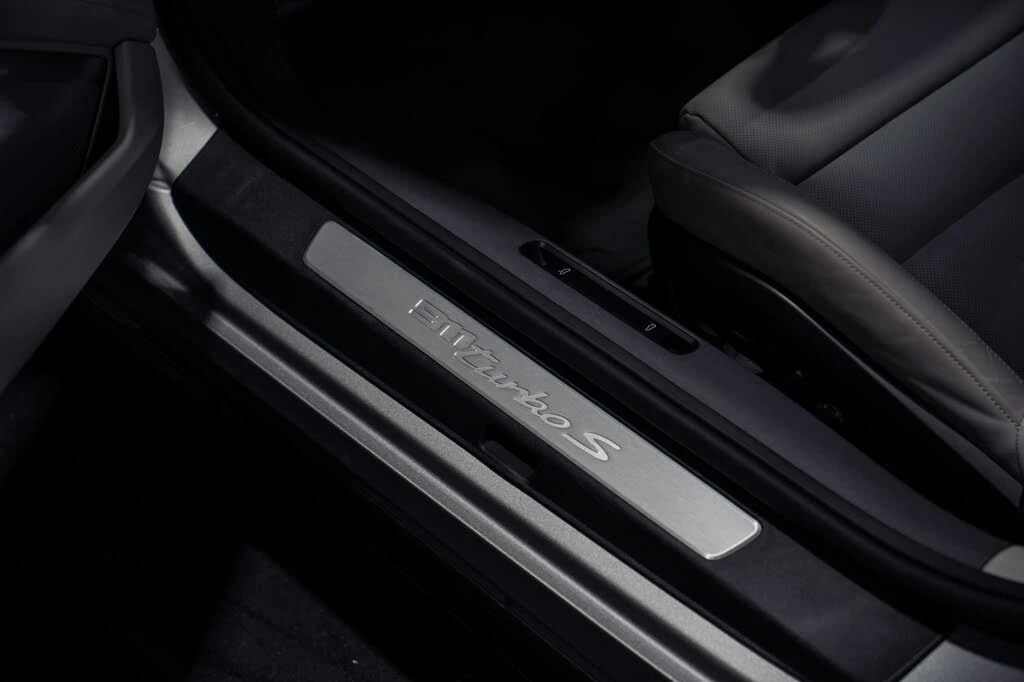 2024 Porsche 992 Turbo S - Image 23 of 31