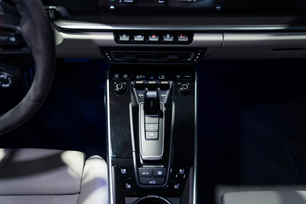 2024 Porsche 992 Turbo S - Image 29 of 31