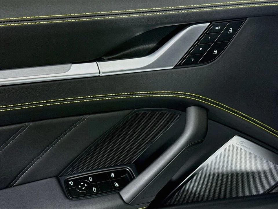 2024 Porsche 992 Turbo S - Image 18 of 30