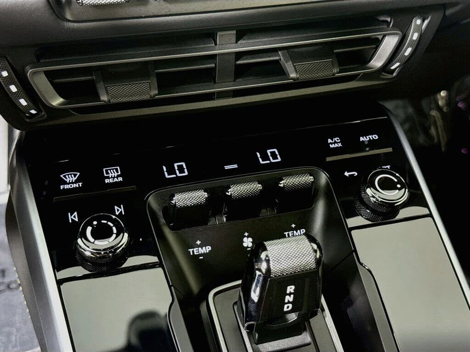 2024 Porsche 992 Turbo S - Image 16 of 30