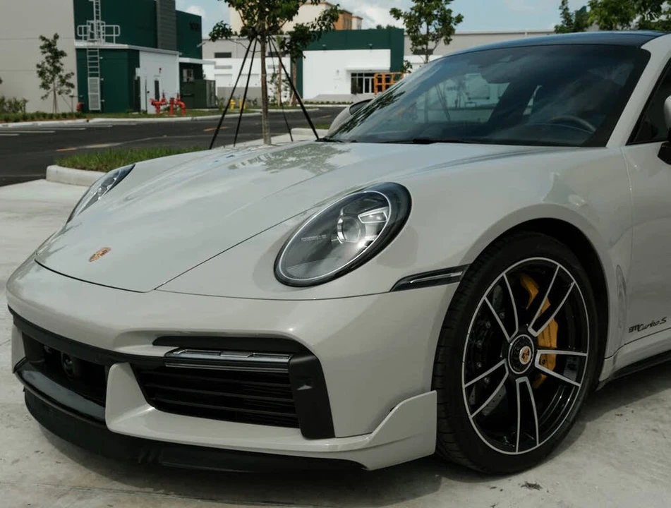 2024 Porsche 992 Turbo S - Image 14 of 31