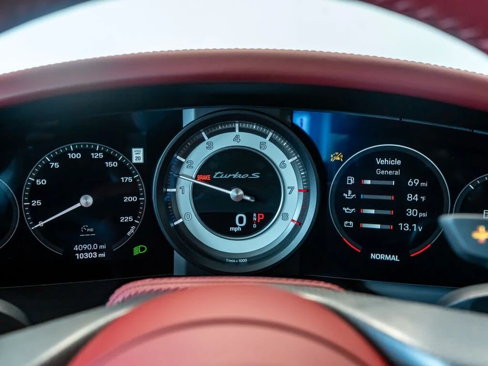 2024 Porsche 992 Turbo S - Image 19 of 31