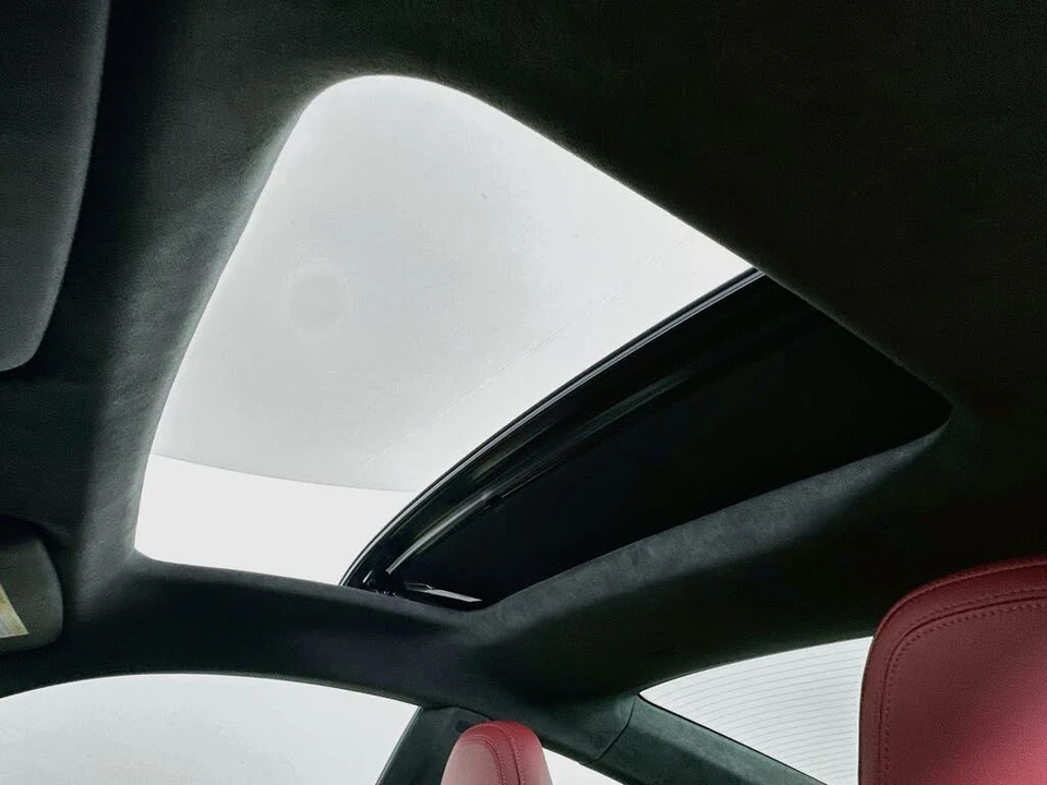 2024 Porsche 992 Turbo S - Image 29 of 31
