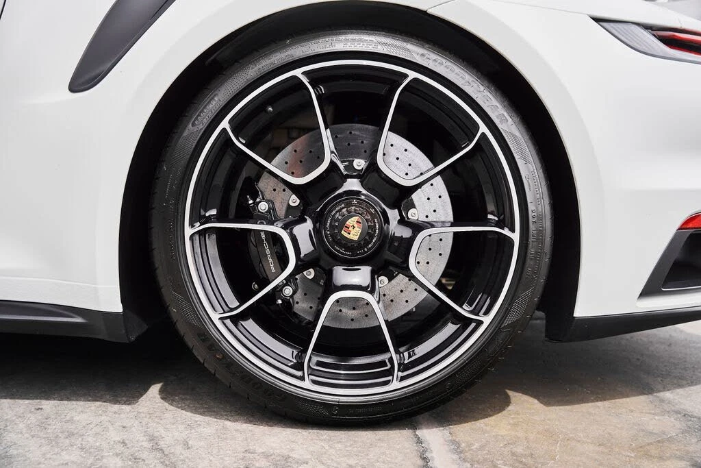 2024 Porsche 992 Turbo S - Image 28 of 31