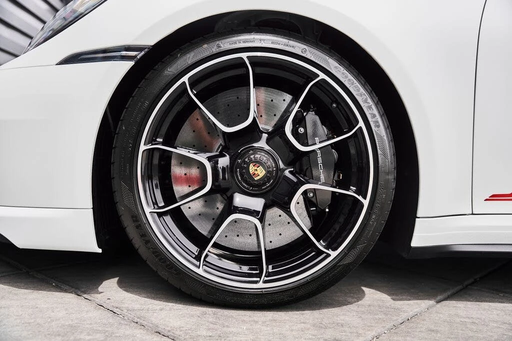 2024 Porsche 992 Turbo S - Image 7 of 31