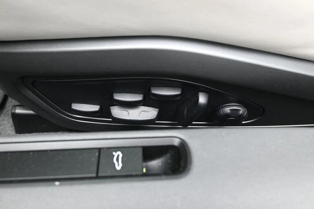 2024 Porsche 992 Turbo S - Image 15 of 31