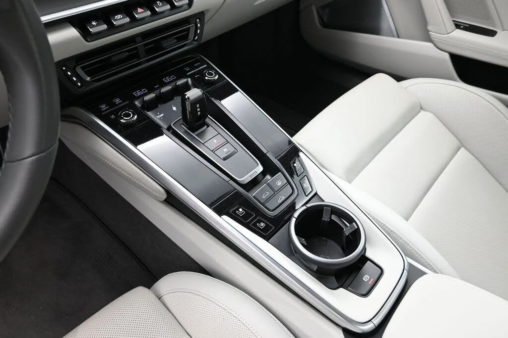 2024 Porsche 992 Turbo S - Image 22 of 31