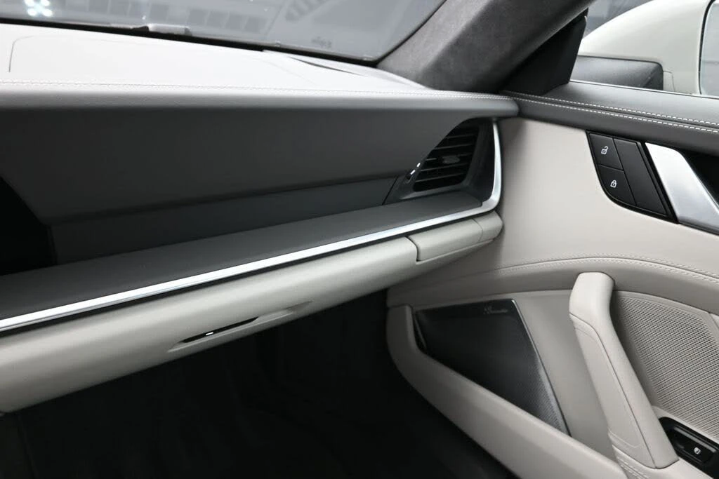 2024 Porsche 992 Turbo S - Image 23 of 31