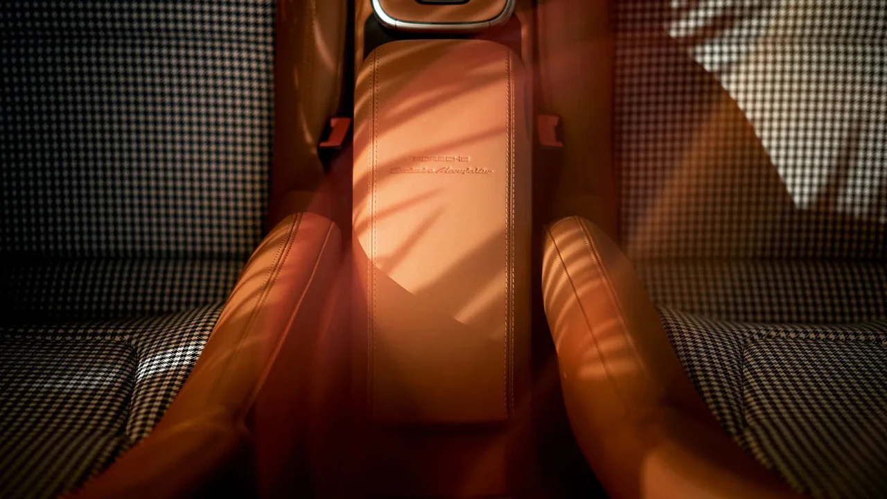 2024 Porsche 992 Turbo S - Image 5 of 9