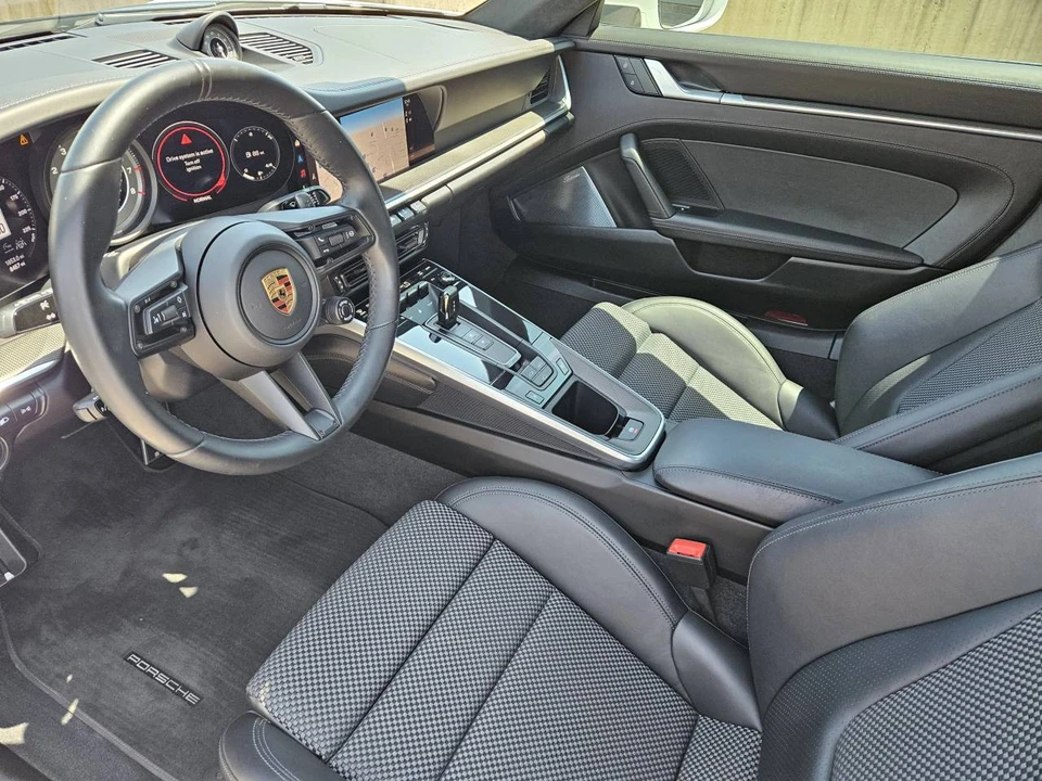 2024 Porsche 992 Turbo S - Image 4 of 5