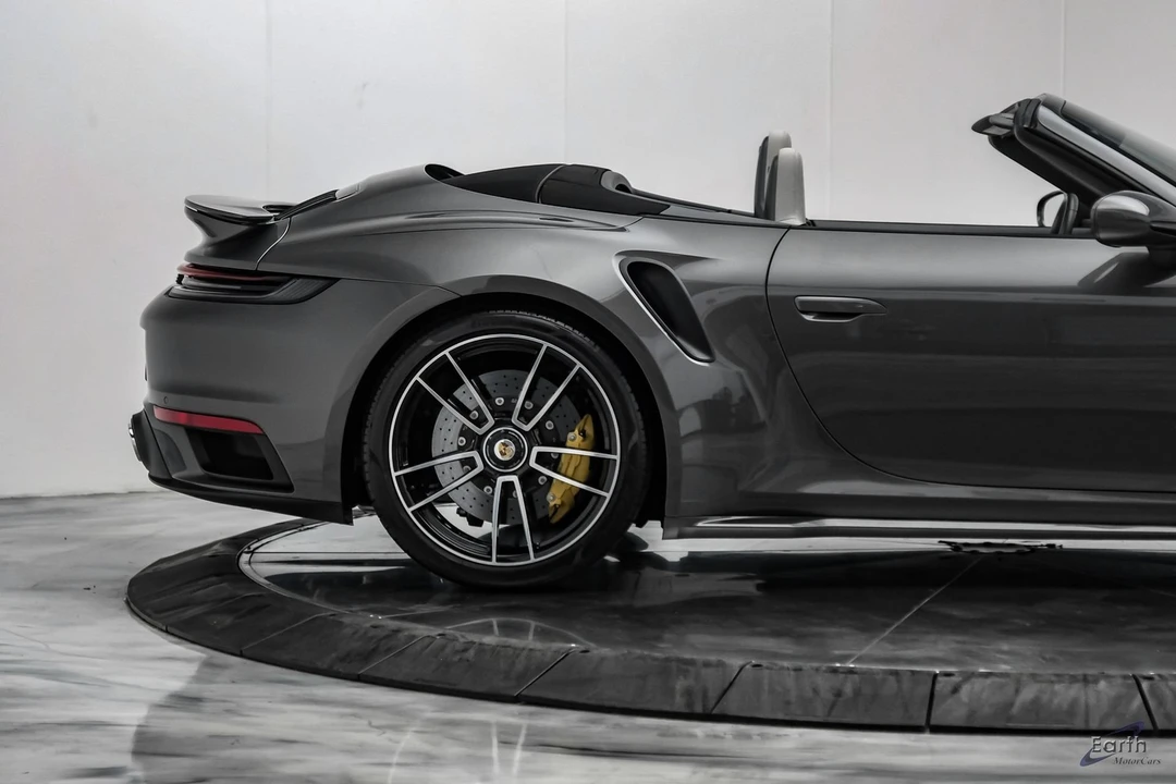 2024 Porsche 992 Turbo S - Image 28 of 31