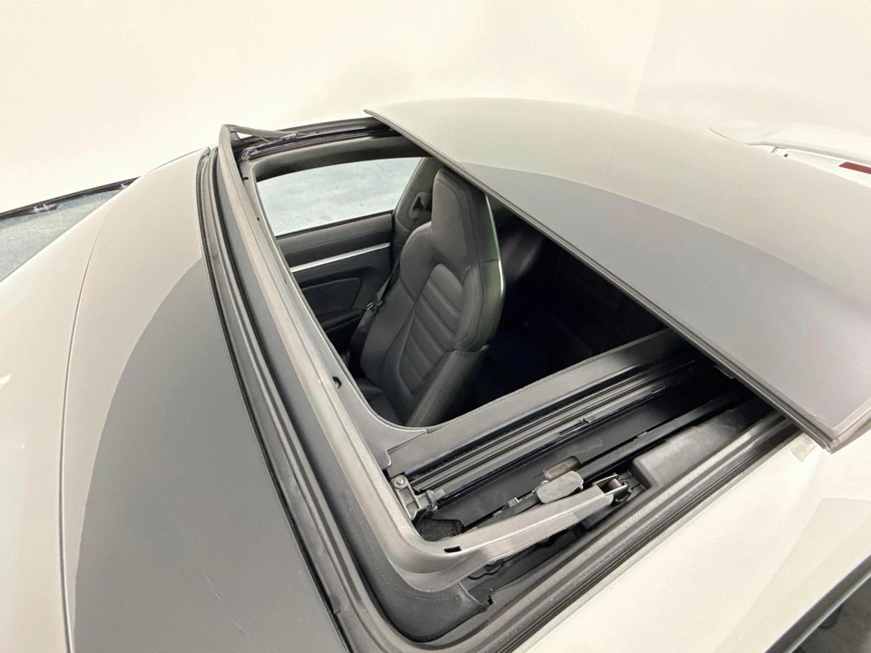 2024 Porsche 992 Turbo S - Image 14 of 31