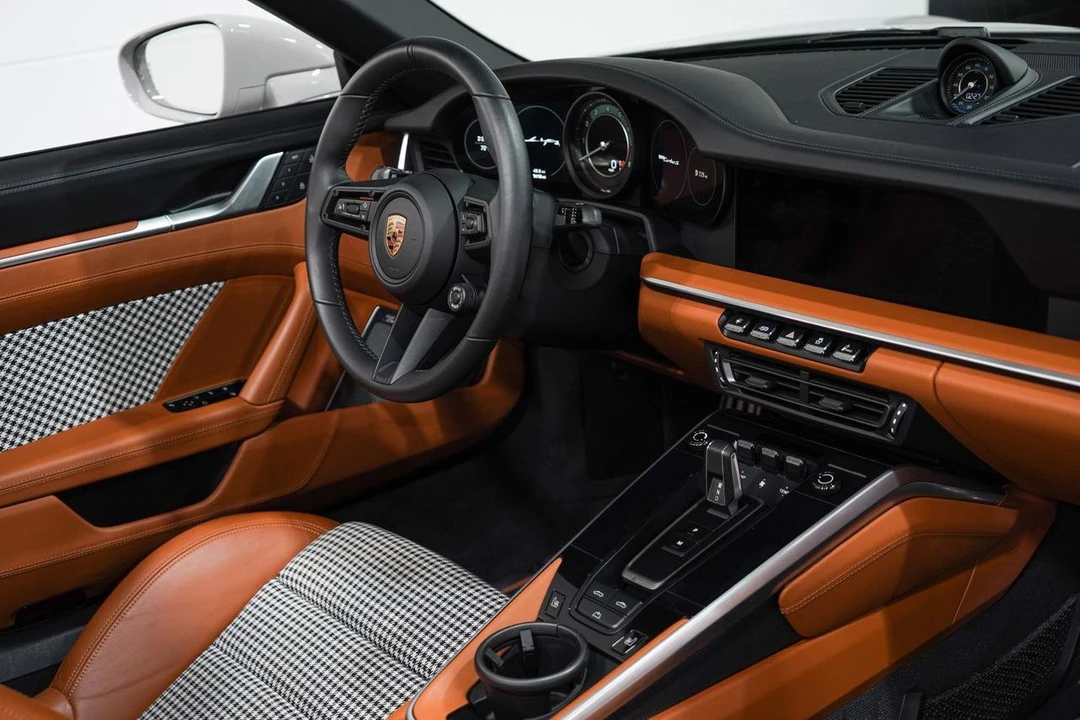 2024 Porsche 992 Turbo S - Image 17 of 31