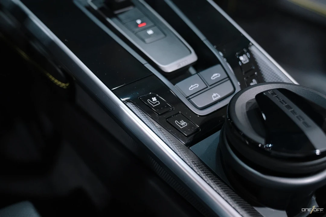 2024 Porsche 992 Turbo S - Image 11 of 12