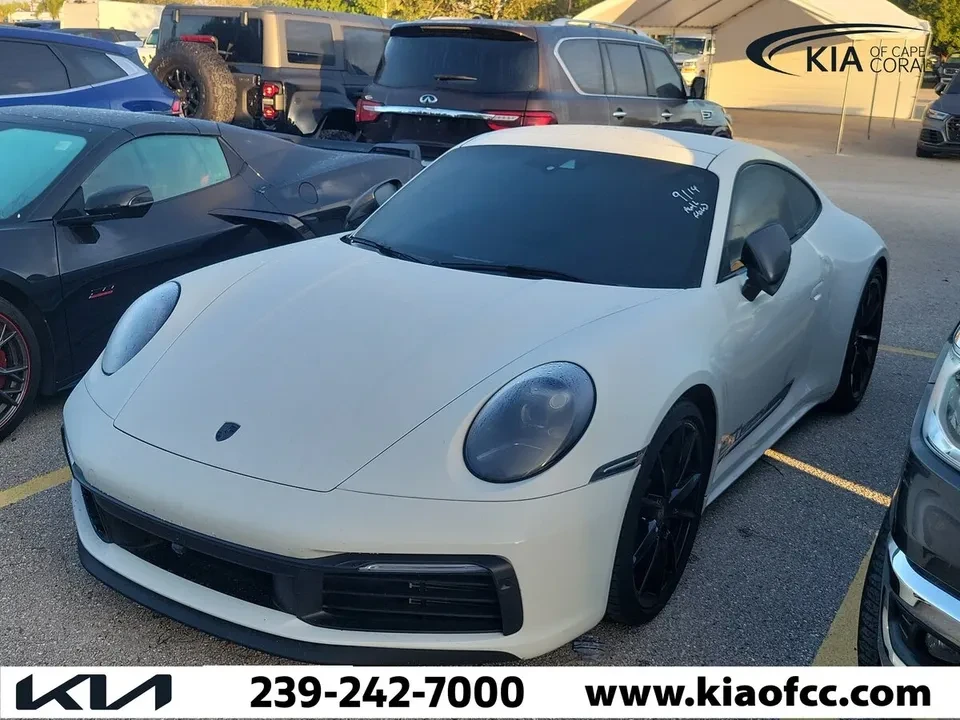 2024 Porsche 992 Carrera - Image 2 of 9