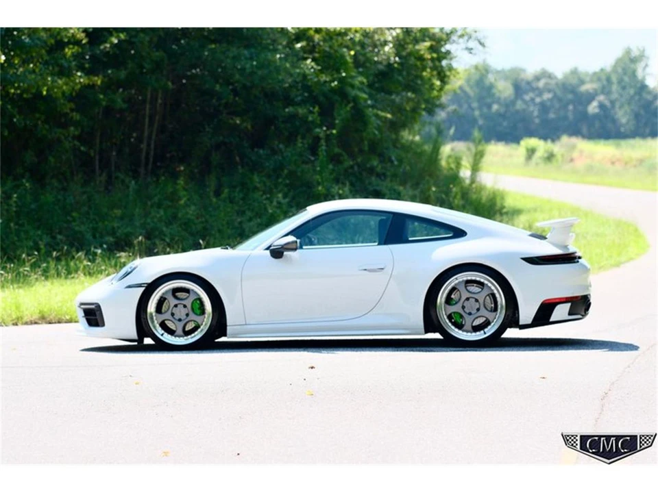 2024 Porsche 992 Carrera - Image 6 of 31