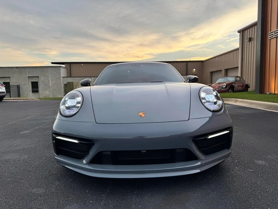 2024 Porsche 992 Carrera - Image 28 of 31