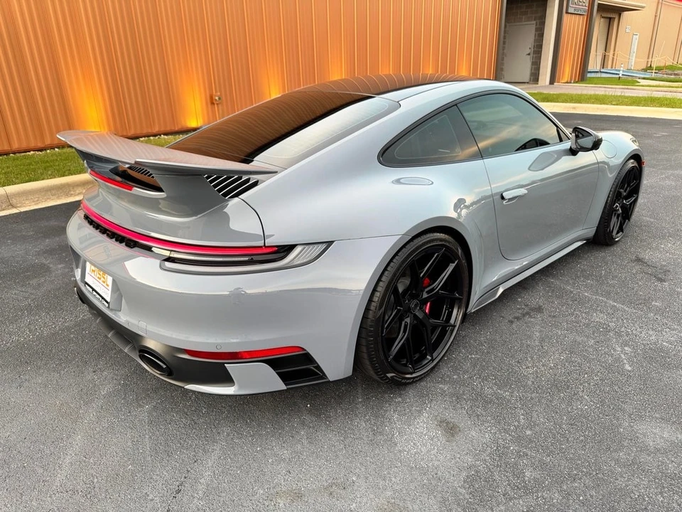 2024 Porsche 992 Carrera - Image 7 of 31