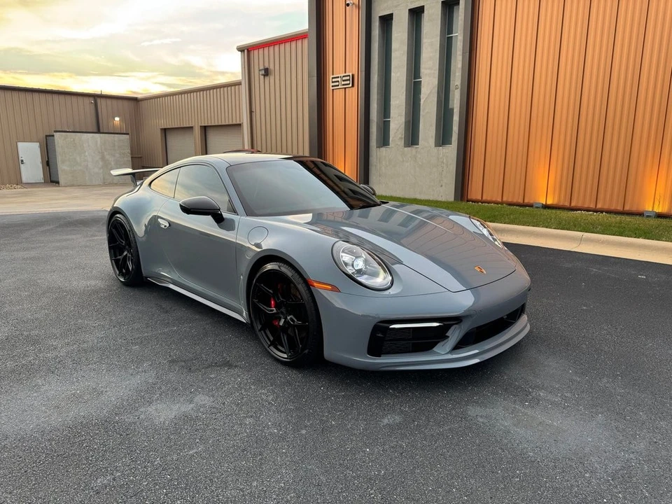 2024 Porsche 992 Carrera - Image 2 of 31