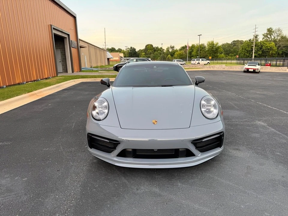 2024 Porsche 992 Carrera - Image 22 of 31