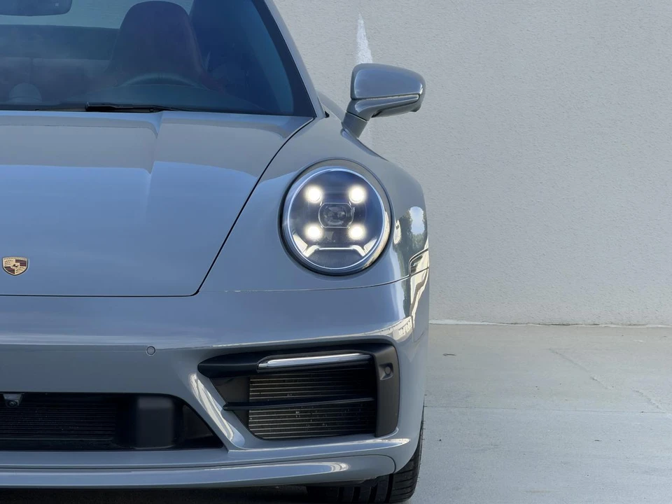 2024 Porsche 992 Carrera - Image 26 of 31