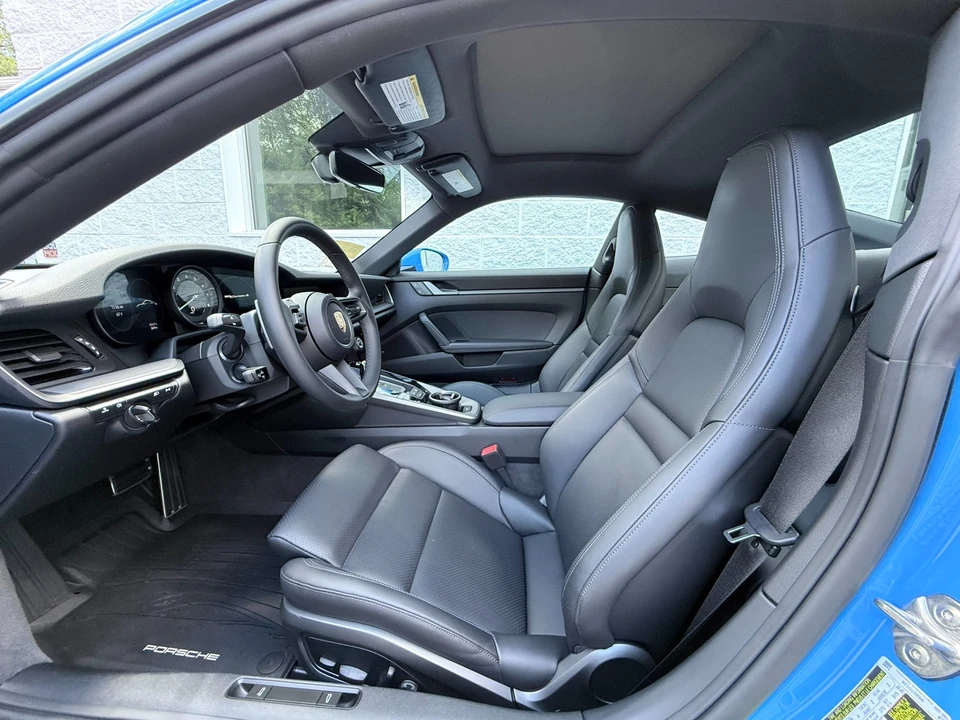 2024 Porsche 911 - Image 12 of 31