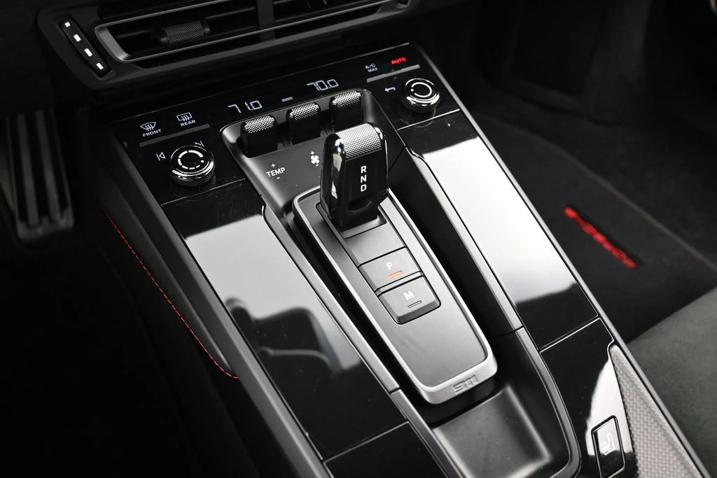2024 Porsche 911 - Image 21 of 31