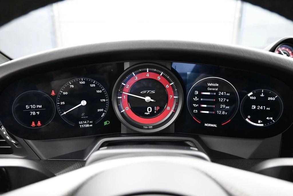 2024 Porsche 911 - Image 18 of 31