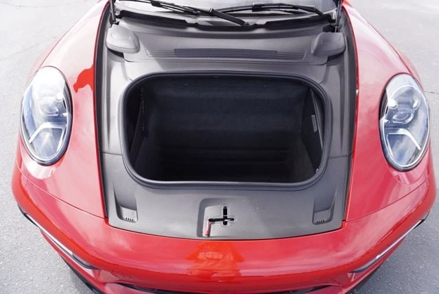 2024 Porsche 992 Carrera - Image 17 of 31