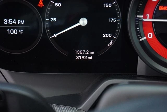 2024 Porsche 992 Carrera - Image 24 of 31
