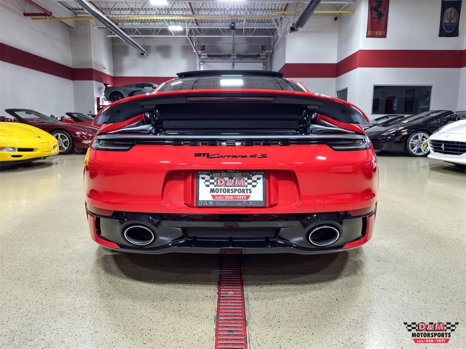 2024 Porsche 992 Carrera - Image 4 of 31