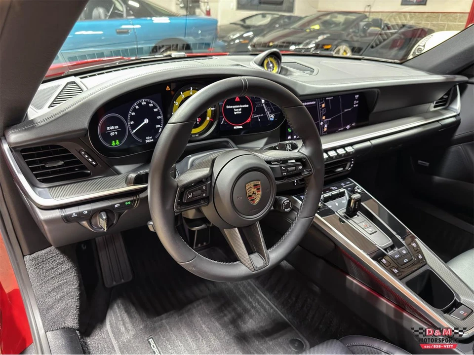2024 Porsche 992 Carrera - Image 9 of 31