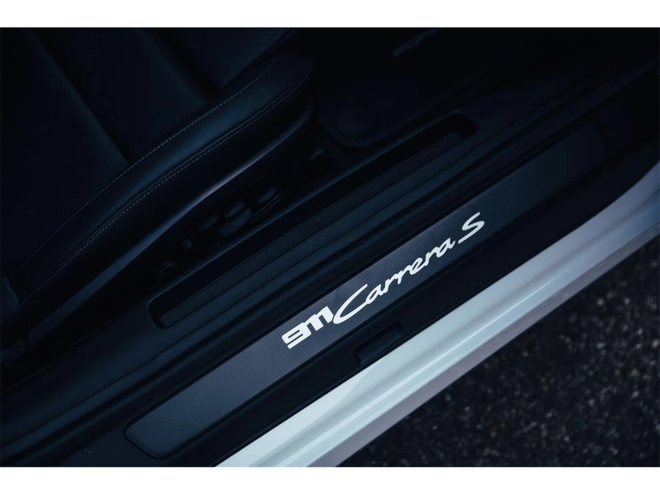 2024 Porsche 992 Carrera - Image 6 of 31