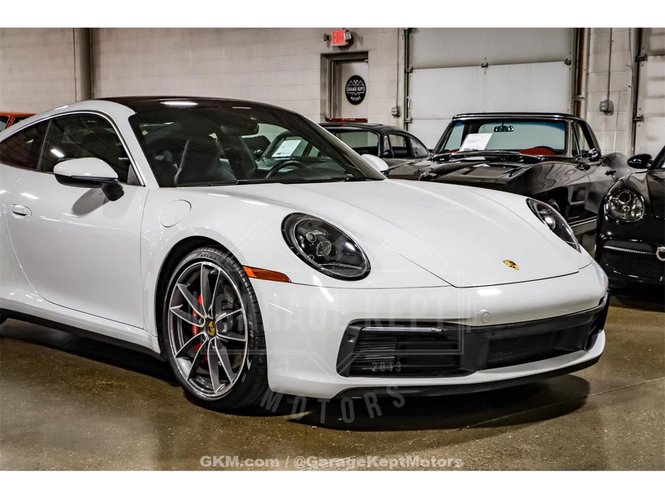 2024 Porsche 992 Carrera - Image 27 of 31
