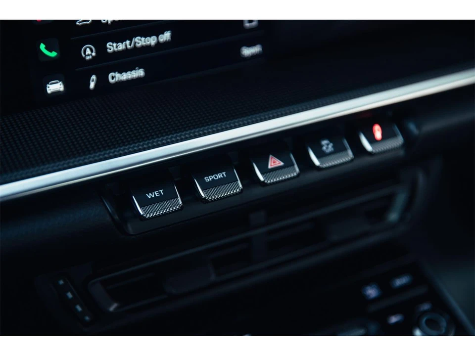 2024 Porsche 992 Carrera - Image 12 of 31