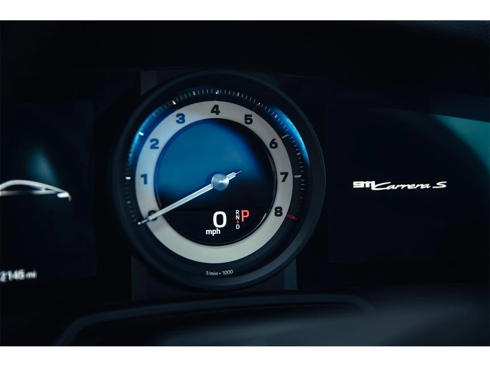 2024 Porsche 992 Carrera - Image 9 of 31