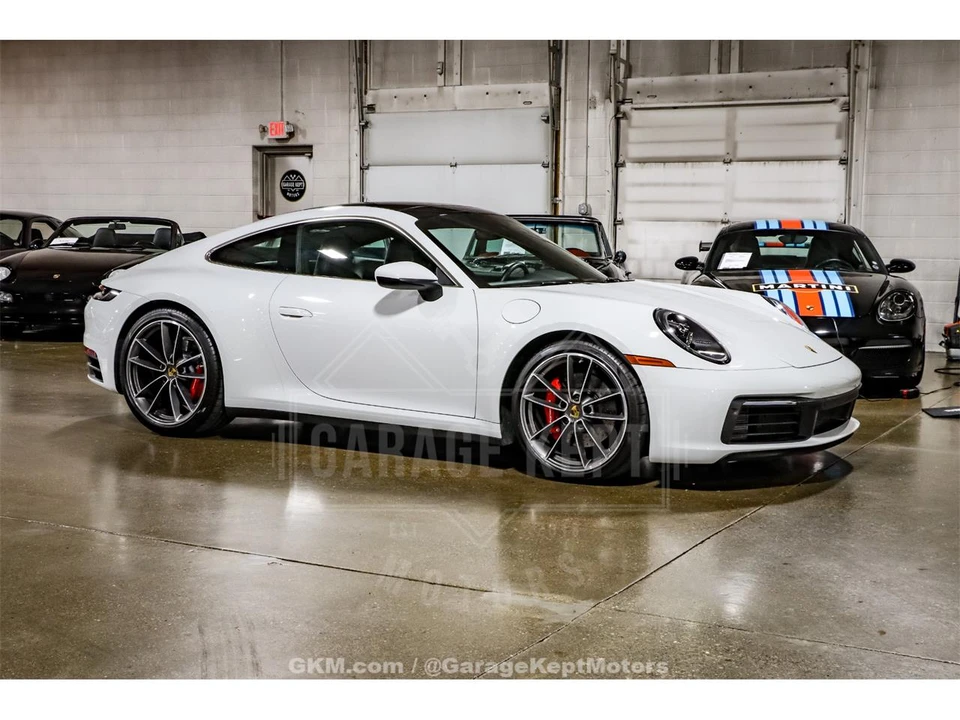 2024 Porsche 992 Carrera - Image 25 of 31
