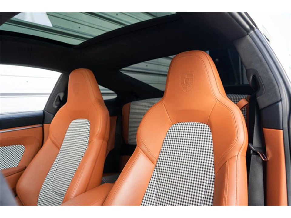 2024 Porsche 992 Carrera - Image 9 of 12