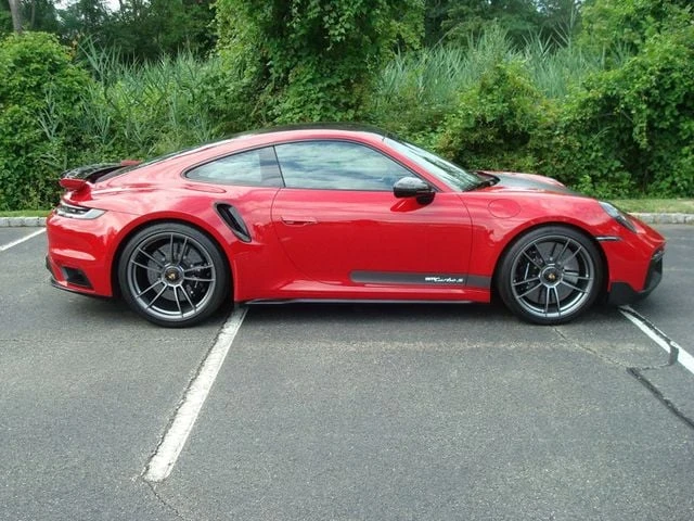 2024 Porsche 992 Carrera - Image 8 of 31