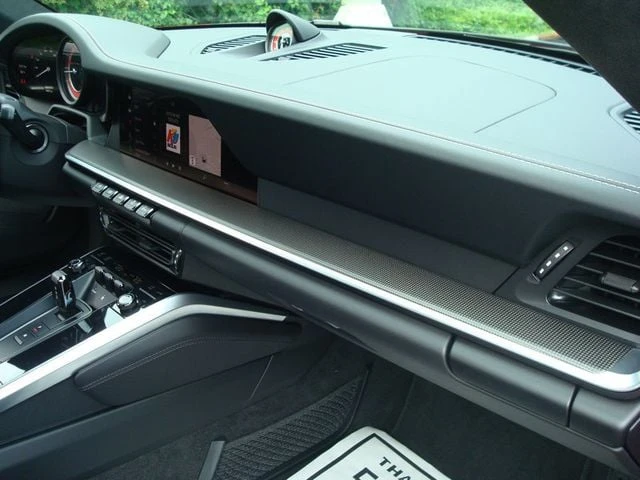 2024 Porsche 992 Carrera - Image 24 of 31