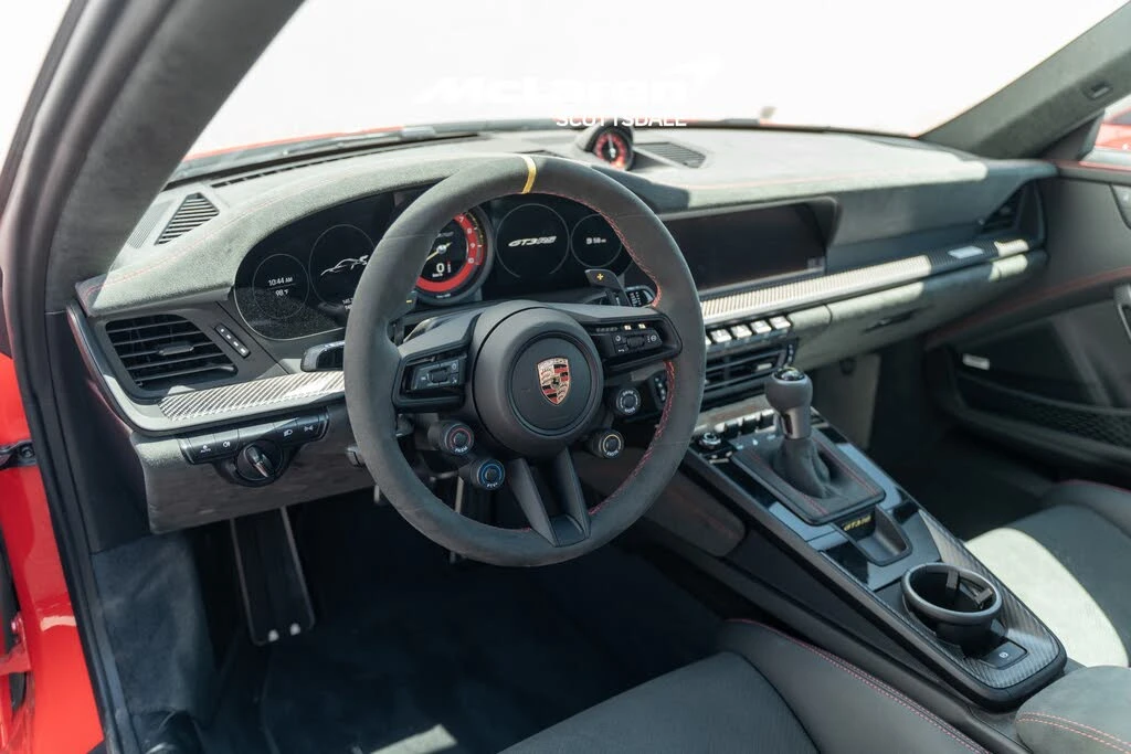 2024 Porsche 992 Carrera - Image 13 of 31